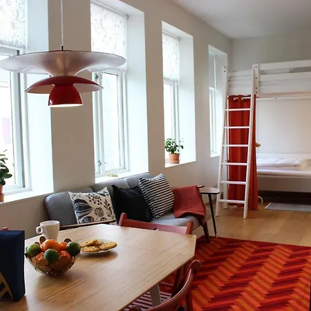 Vibrant And Lively Central Location. Mb302 Apartmán